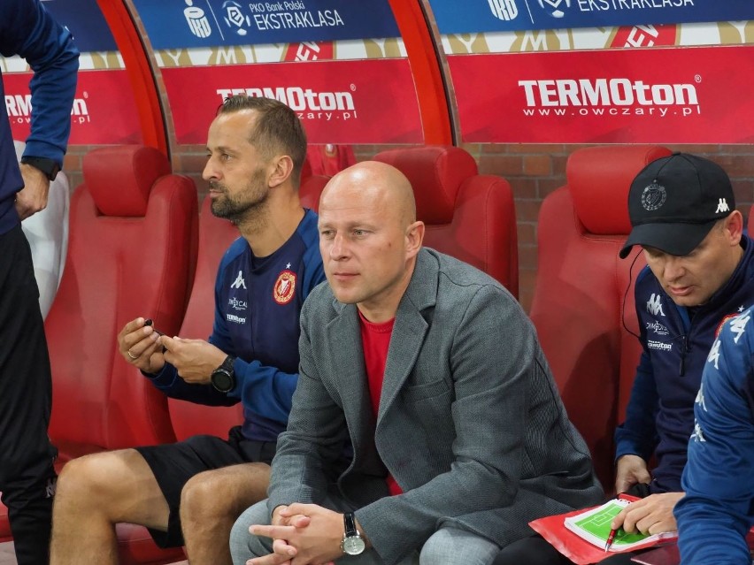 Trener piłkarzy Widzewa Janusz Niedźwiedź: Musimy poprawić koncentrację w pierwszym minutach meczu