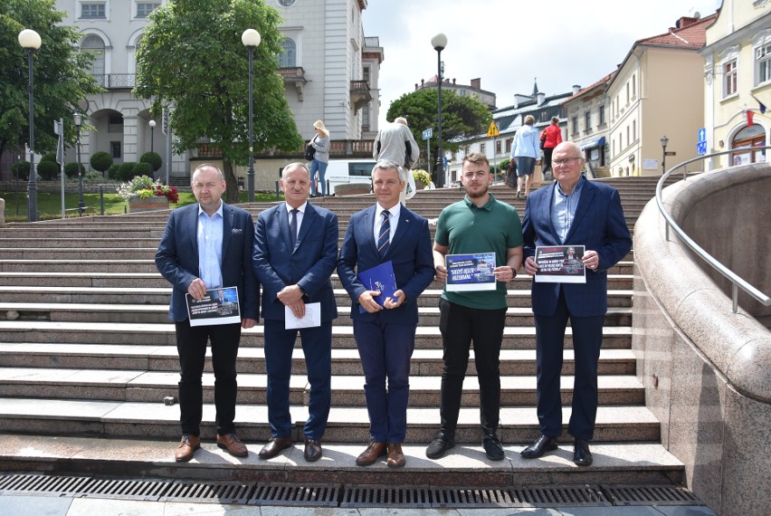 W spotkaniu wzięli udział również poseł Kazimierz Matuszny...