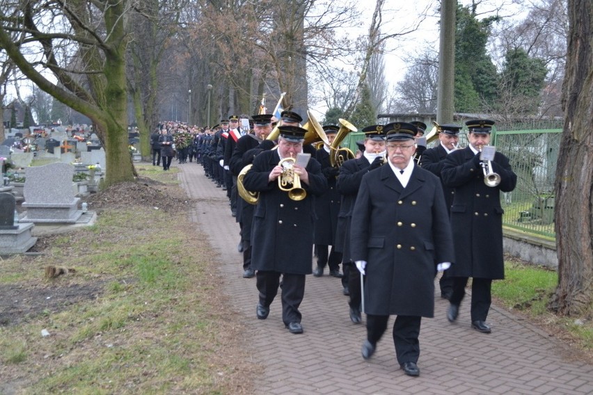 Pogrzeb Jarosława Rajdy, komendanta straży miejskiej w Zabrzu [ZDJĘCIA]