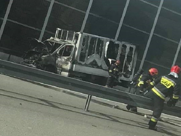 Bytom: pożar samochodu na autostradzie A1. Ruch w kierunku Łodzi był utrudniony