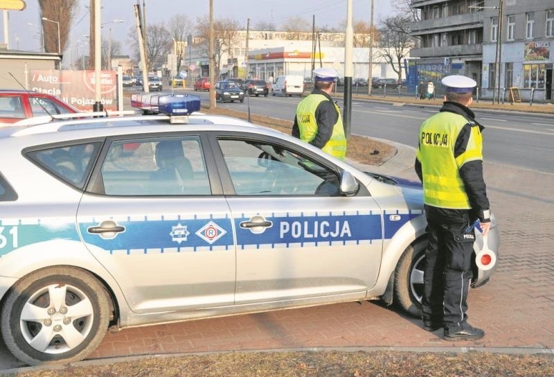 Akcja drogówki w Pabianicach. Policjanci wystawili 65 mandatów! 19 grudnia kolejna akcja