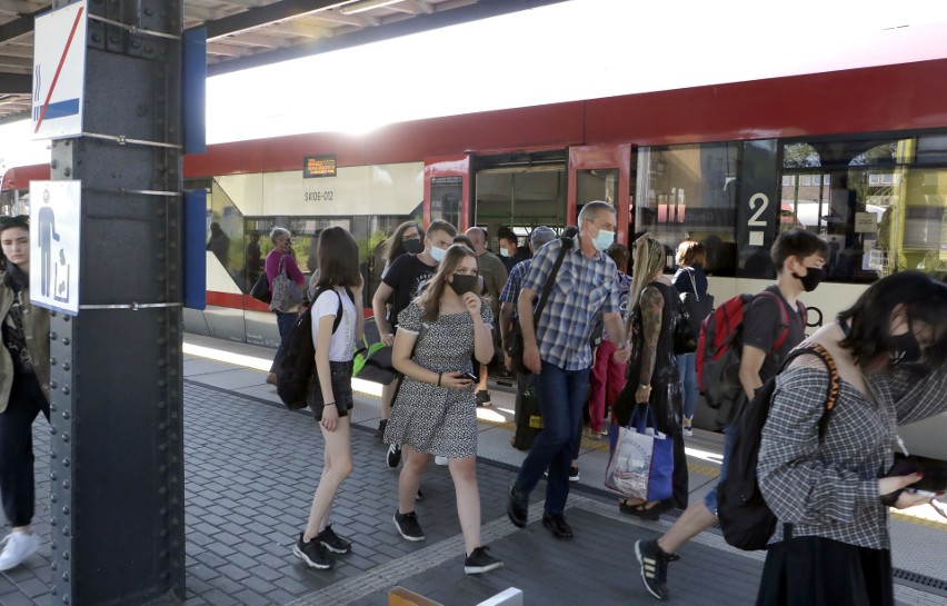 Nowe, obowiązujące od 13 czerwca, rozkłady jazdy pociągów...