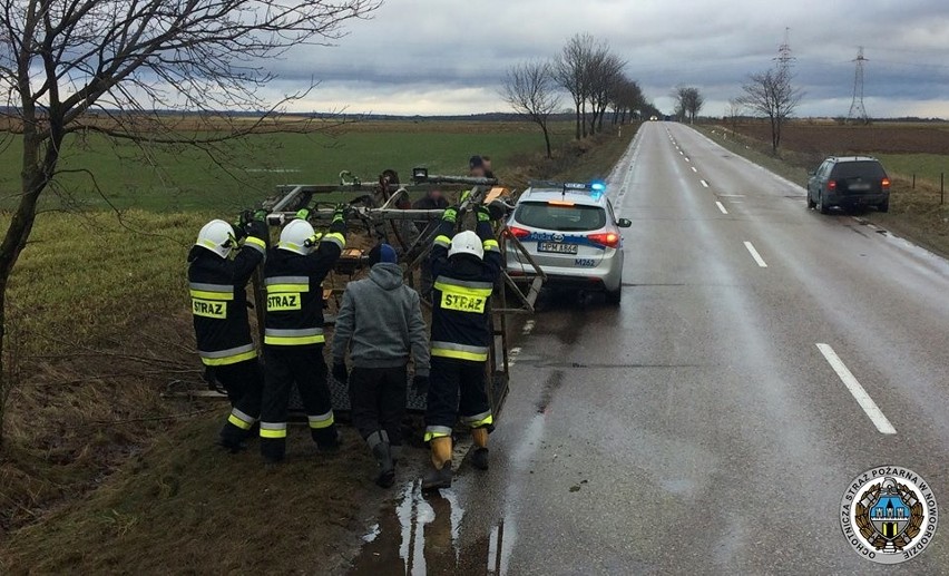 Do zdarzenia doszło we wtorek około godziny 13.48. Na DW 645...