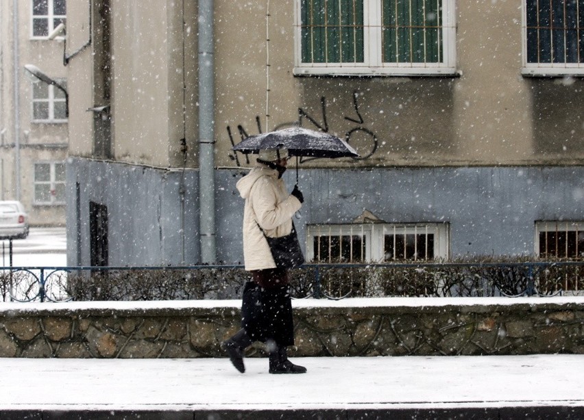 Pogoda w Lublinie: Pada śnieg z deszczem (ślijcie ZDJĘCIA)