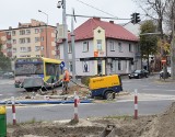 Ostrołęka. Utrudnienia w centrum miasta: awaria sygnalizacji świetlnej na skrzyżowaniu ulic Sienkiewicza, Goworowskiej, Kilińskiego