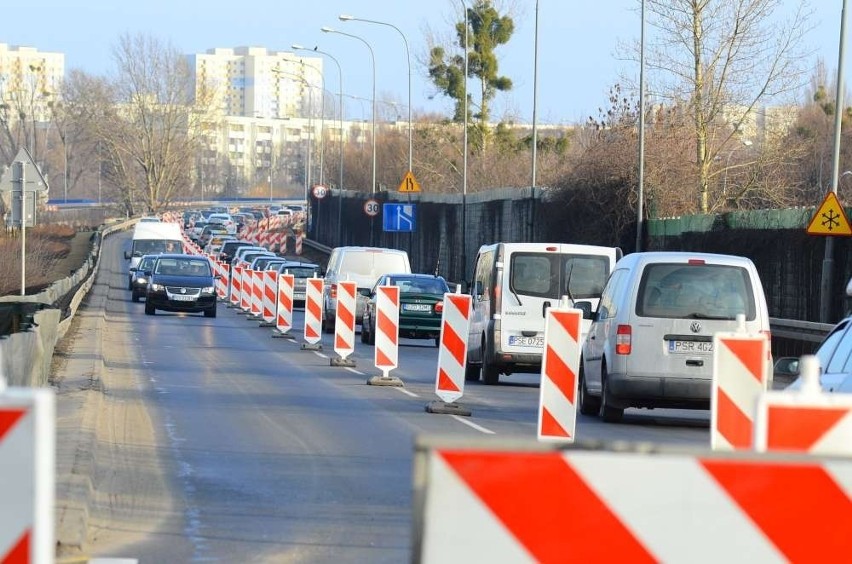 Trasa katowicka. Kierowcy szukają najlepszych dla siebie...