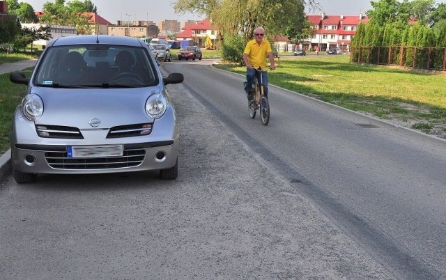 Od wiosny ubiegłego roku nie dokończono remontu ulicy Konfederacji Dzikowskiej w Tarnobrzegu.