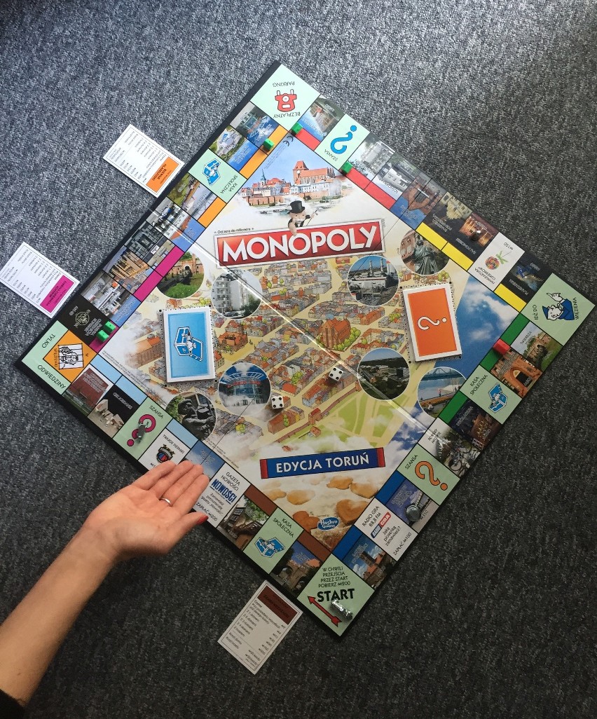 Tak wygląda Monopoly Toruń! Co jest na planszy? [ZDJĘCIA]