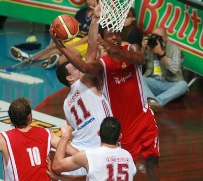 Jack Ingram i Ronaldo Howell (fota powyżej) będą grać w Słupsku.