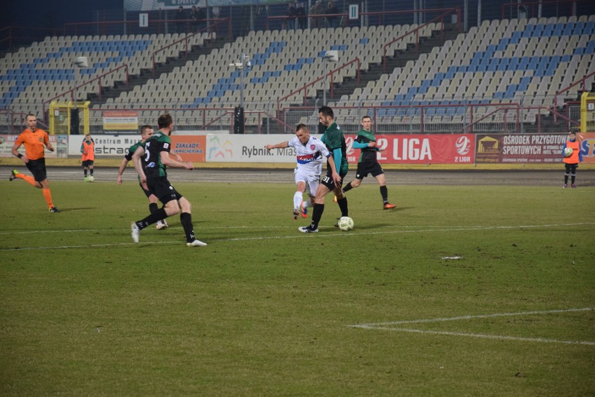 Drużyna Raków Częstochowa pokonała ROW 1964 Rybnik 2:1