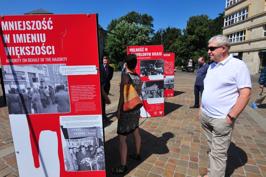 Wystawa „Tu rodziła się Solidarność” na Placu Szczepańskim [GALERIA]              