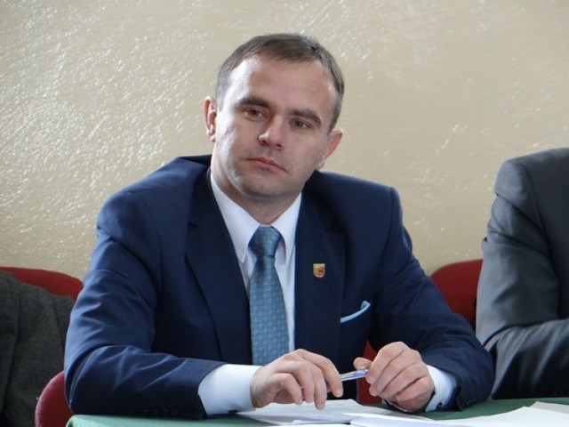Karol Rajewski, burmistrz Błaszek, czuje się zaszczuty