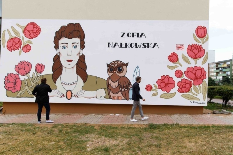 Ul. Berlinga 21. Nowy mural w mieście (zdjęcia)