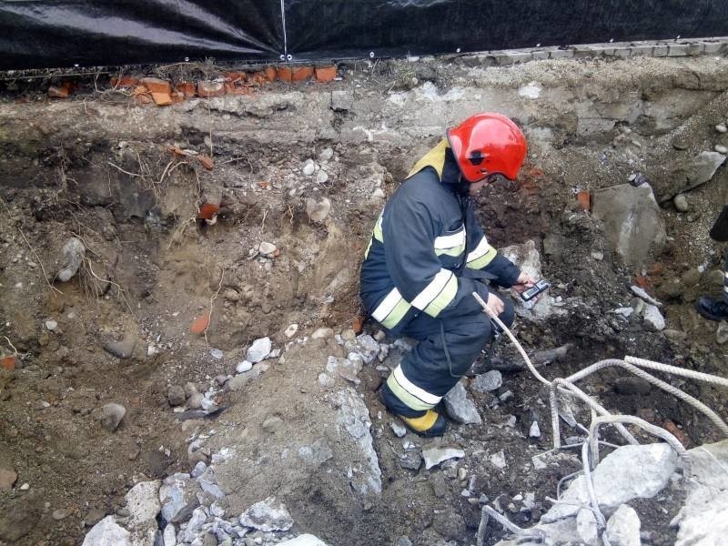 Nowy Sącz. Łyżka koparki uszkodziła gazociąg przy ul. Tarnowskiej [ZDJĘCIA]