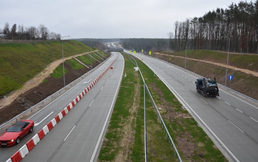 Od kilku dni (zdjęcia wykonano 3 stycznia 2020 r.) można...