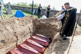 Zabłudów. Na cmentarzu w Zabłudowie odbył się pochówek 12 żołnierzy Wojska Polskiego. Zginęli podczas kampanii wrześniowej