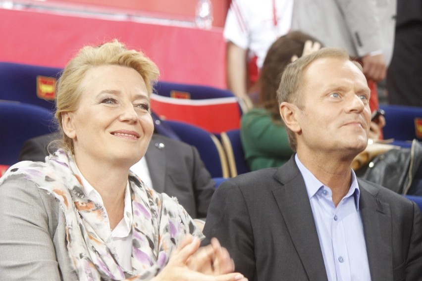 Donald Tusk w Łodzi. Spotkał się z Hanną Zdanowską. Wspólnie oglądali mecz Polaków [ZDJĘCIA]