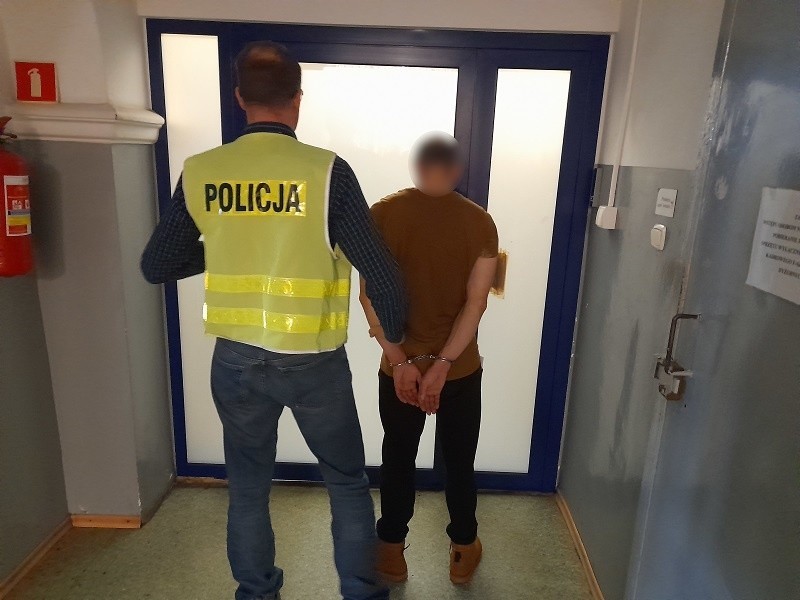 28-latek zatrzymany przez policję w Lęborku. Może trafić za kratki na znacznie dłużej niż 30 dni