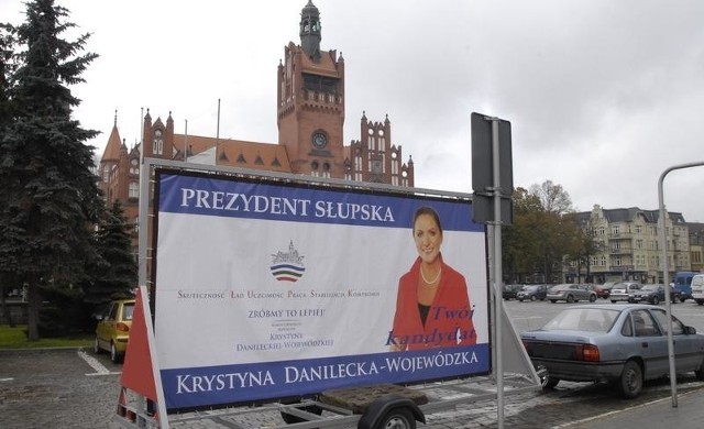 Billboard z plakatem kandydatki do fotela prezydenta - Krystyny Danileckiej-Wojewódzkiej.