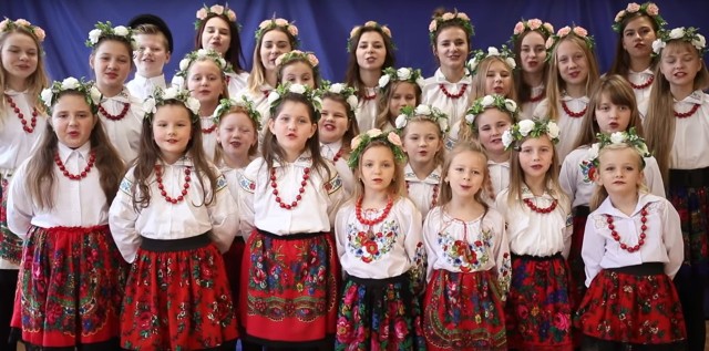 Guzowianki nagrały kolejną piosenkę oraz teledysk. Tym razem w Muzeum Wsi Kieleckiej.