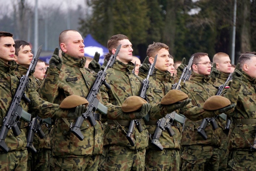 Szeregowy w Wojsku Polskim może liczyć na emeryturę w...