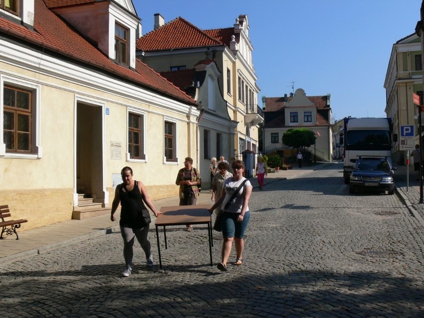 Z Sandomierza wyruszyła 35 Piesza Pielgrzymka na Jasną Górkę. Na szlaku ponad 250 pątników [ZDJĘCIA]