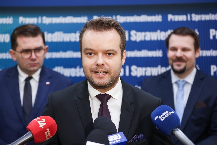 Konferencja prasowa struktur Prawa i Sprawiedliwości w...