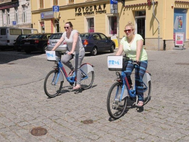 Toruński Rower Miejski uruchomiono w połowie kwietnia i mimo wielu uwag cieszy się sporym zainteresowaniem.