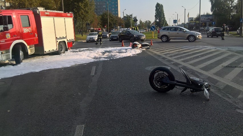 Wrocław: Wypadek na Borowskiej. Motocykl w częściach. Duże utrudnienia!