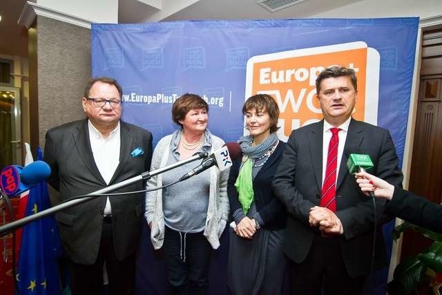 Szczuka,Środa, Palikot i Kalisz na konwencji wyborczej Europa+ Twój RuchSzczuka,Środa, Palikot i Kalisz na konwencji wyborczej Europa+ Twój Ruch