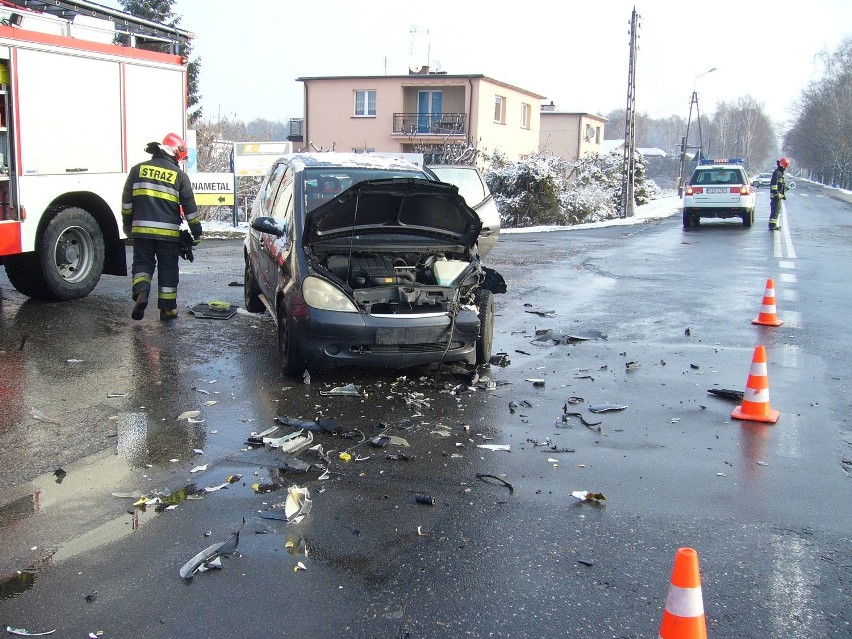 Wypadek w Żorach: Ranna kobieta w ciąży [ZDJĘCIA]