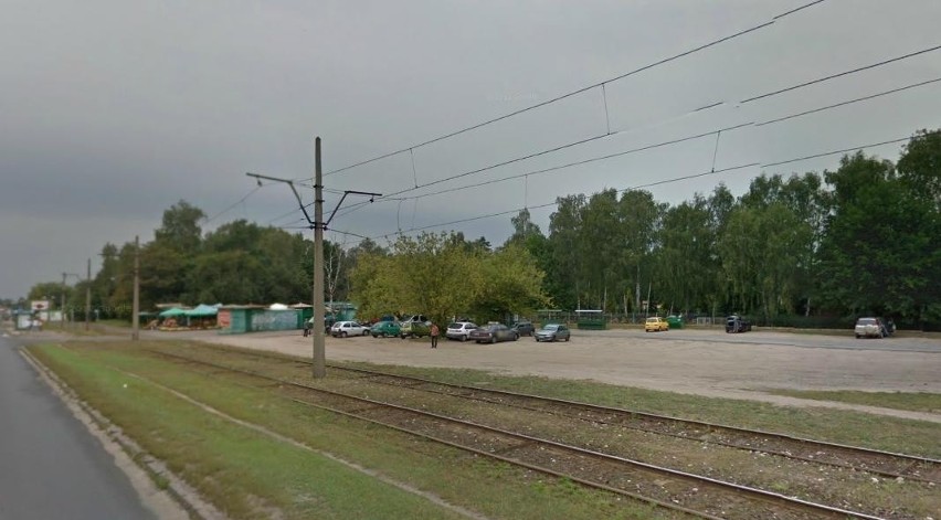 Poznań na Street View: W tym miejscu zamiast budek przy...