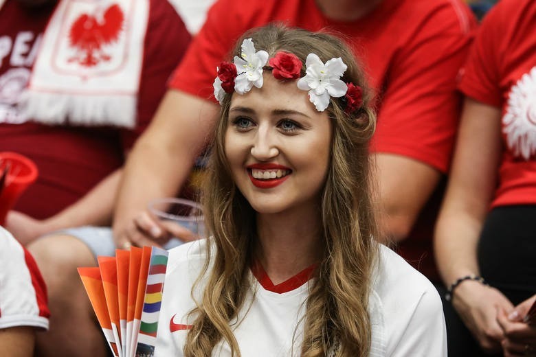 Polska - Hiszpania 3:0. WYNIKI i relacja z meczu. Polska melduje się w ćwierćfinale Mistrzostw Europy w siatkówce 2019