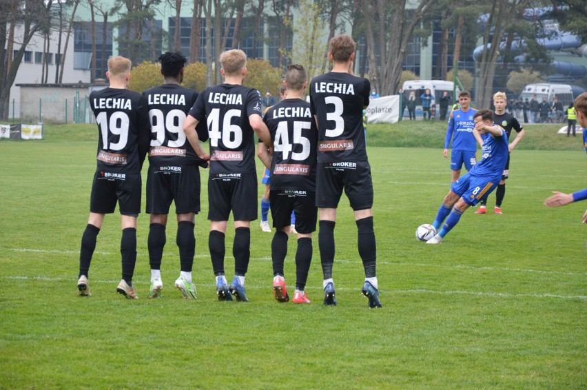 Piłkarze Lechii Zielona Góra przegrali z Ruchem Chorzów 0:2.