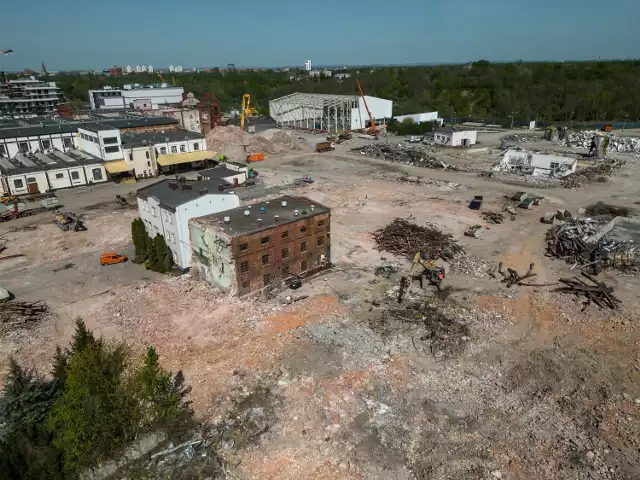 Po zakładach Polleny został gruz. Znana wrocławska fabryka zniknęła z powierzchni, w jej miejsce deweloper wybuduje osiedle.