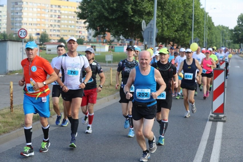 Maraton Szczeciński 2018: pół tysiąca biegaczy! [DUŻO ZDJĘĆ, WIDEO]