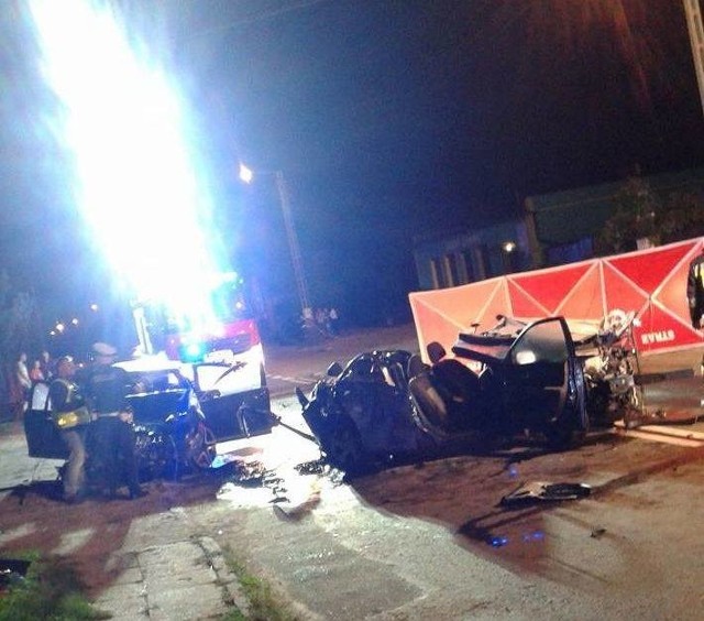 W sierpniowym wypadku w Wierzbicy zginęło troje pasażer&oacute;w mazdy. Zdaniem prokuratury w tył tego samochodu wjechał mercedes, za kt&oacute;rego kierownicą siedział Kewin K.