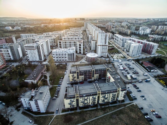 08.04.2018 krakowosiedle avia w nowej hucie z lotu ptakan/z osiedle aviafot. joanna urbaniecgazeta krakowska