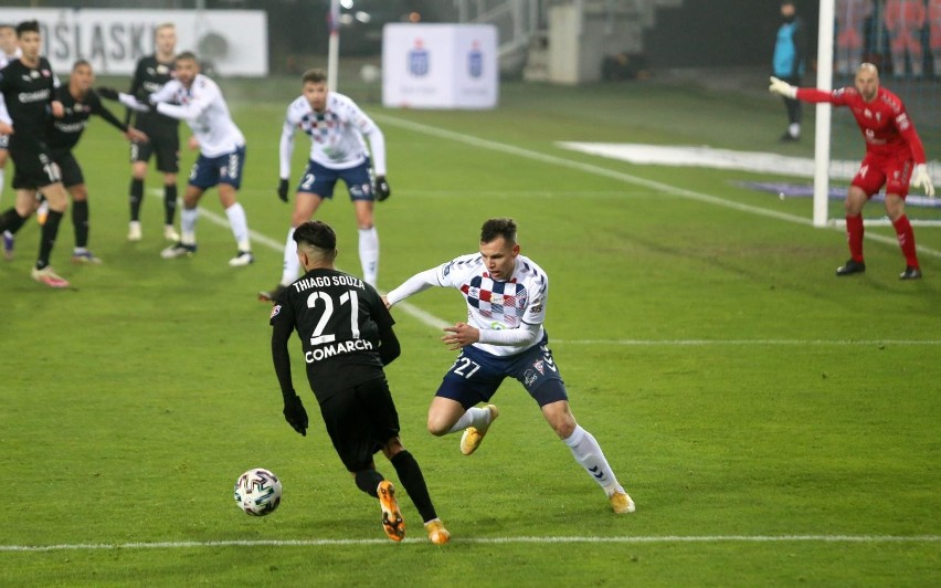 Transfery w Górniku Zabrze i apel Łukasza Podolskiego di...