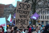 Krąg ciszy w Gdańsku. W środę protest przeciwko gwałtom 