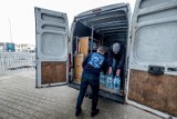 Lech Poznań: Kibice Kolejorza pomagają walczyć z koronawirusem. Codziennie wysyłają nawet sześć transportów do poznańskich szpitali