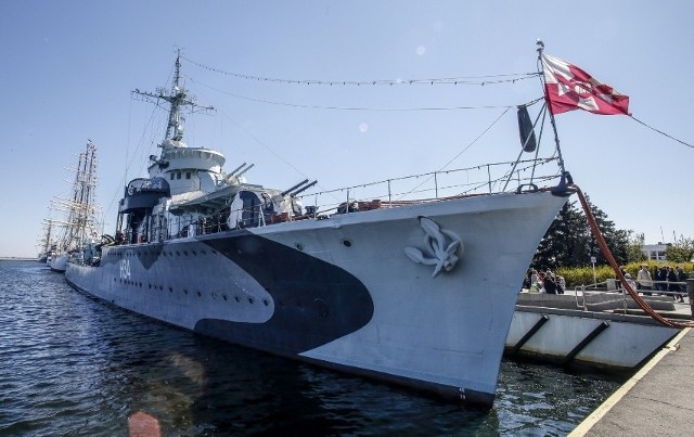 Jutro z ORP Błyskawica oddany zostanie świąteczny salut, złożony z 21 wystrzałów