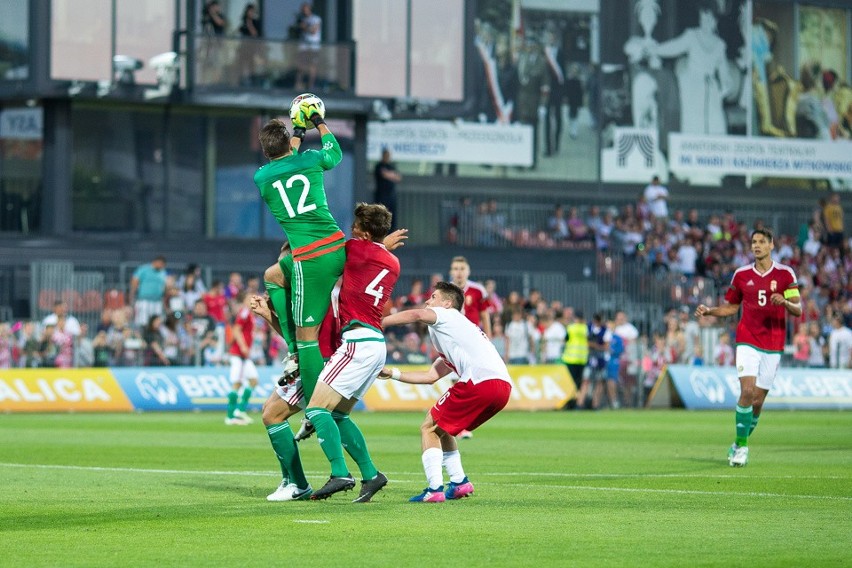 Reprezentacja Polski U-20 uległa Węgrom w Niecieczy [ZDJĘCIA]