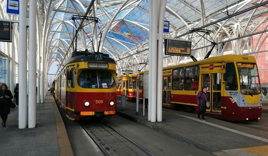 Łodzianie nie mają szans na podróże nowym, niskopodłogowym taborem szynowym. Mamy najstarsze tramwaje w Polsce, ich średni wiek to 30 lat!