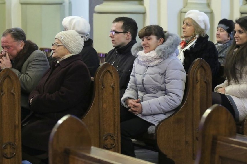 Chór kościelny zaśpiewał w Kielcach, aby pomóc pogorzelcom [WIDEO, ZDJĘCIA]