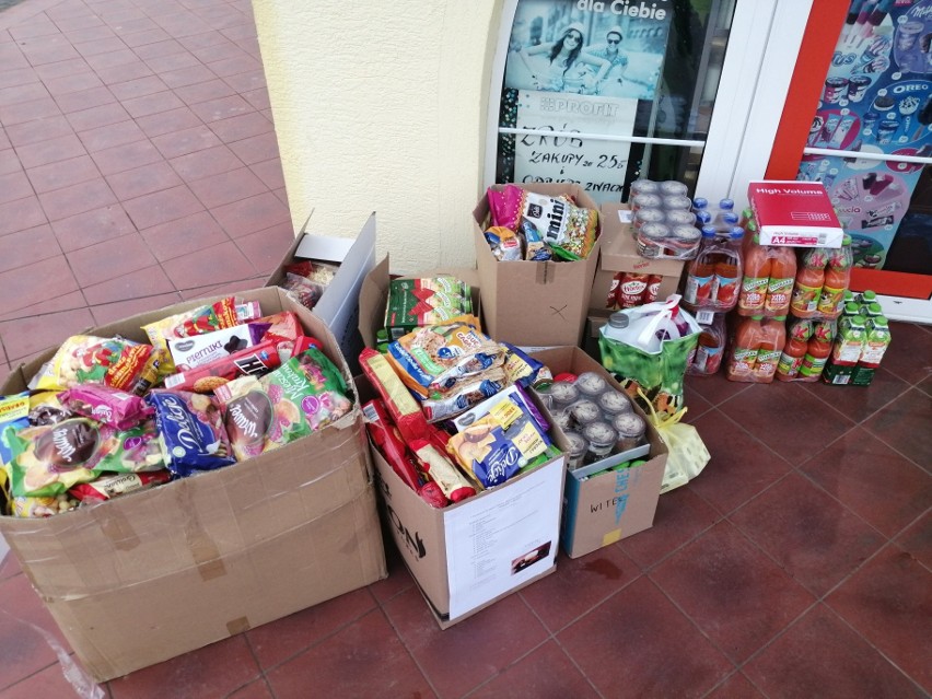 Świąteczne prezenty od mieszkańców Sokolnik trafiły do podopiecznych Domu Dziecka w Skopaniu (ZDJĘCIA)