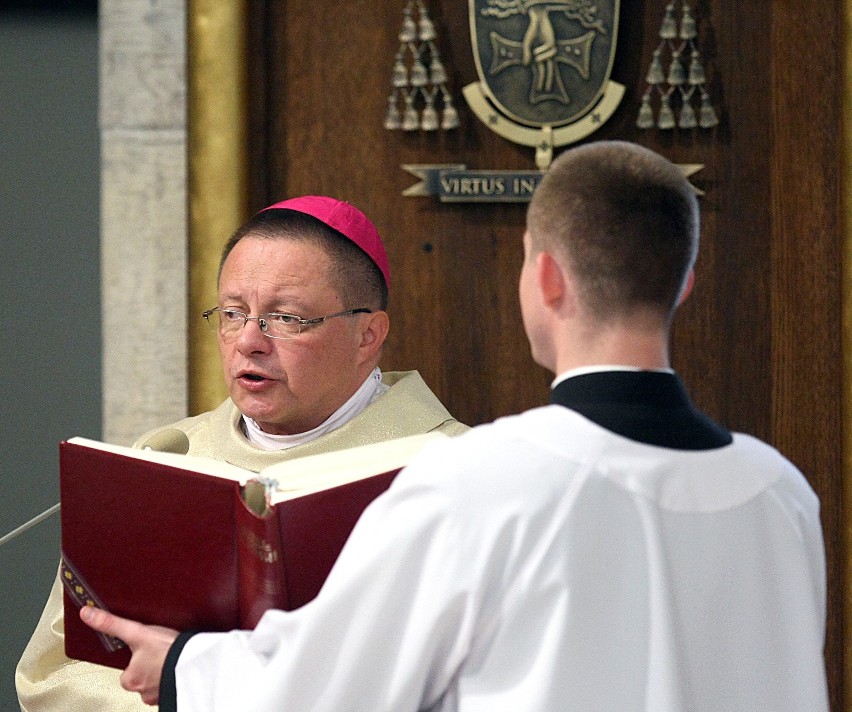 Abp Ryś przeprosił za słowa ojca Rydzyka