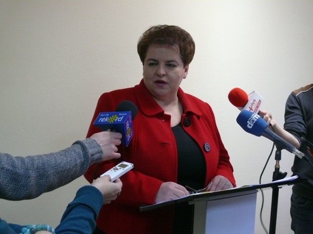 - Apeluję do posła Suskiego i prezydenta Witkowskiego, aby ogłosili, że są w nieformalnej koalicji - mówiła posłanka Marzena Wróbel.