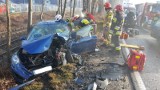 Wypadek w gminie Skawina. Czołowe zderzenie na drodze krajowej. Trzy osoby ranne