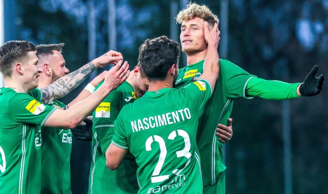 W 28 kolejce Fortuna 1 Liga, Radomiak Radom po golu z rzutu karnego Meika Karwota w 20 minucie meczu pokonał 1:0 Stomil Olsztyn. Oceniamy piłkarzy Radomiaka za ten mecz.ZOBACZ OCENY I ZDJĘCIA>>> 